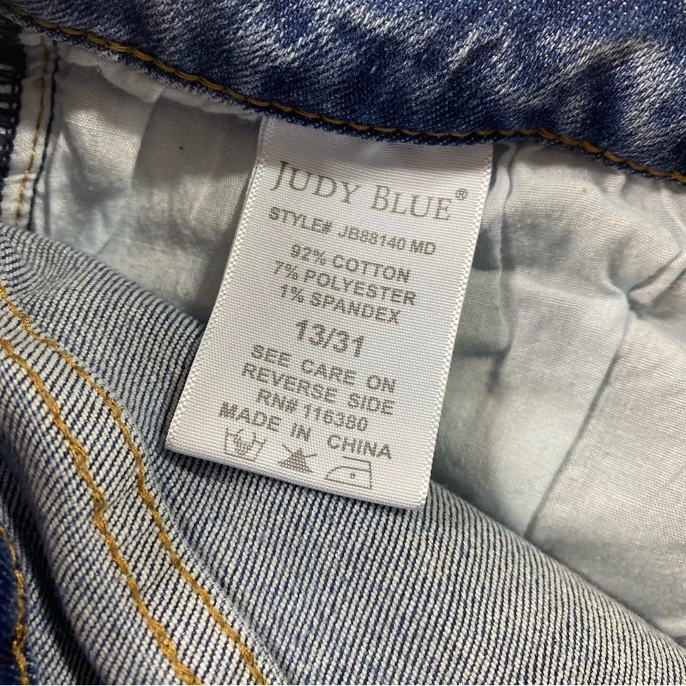 Judy Blue Flare Wide Leg Blue Jeans with Distressed Hem women 13-31 Boho - Picture 2 of 10